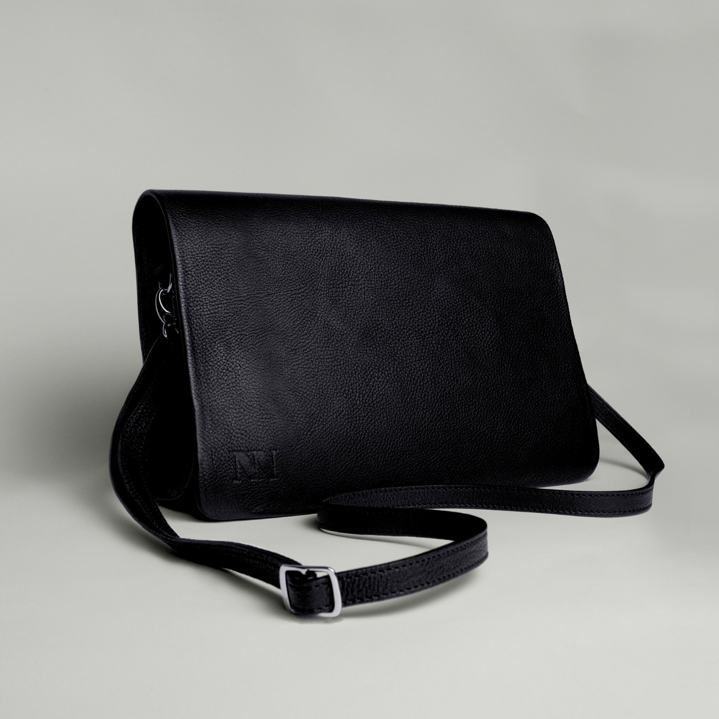 Infinite Handbag / Large Clutch Black