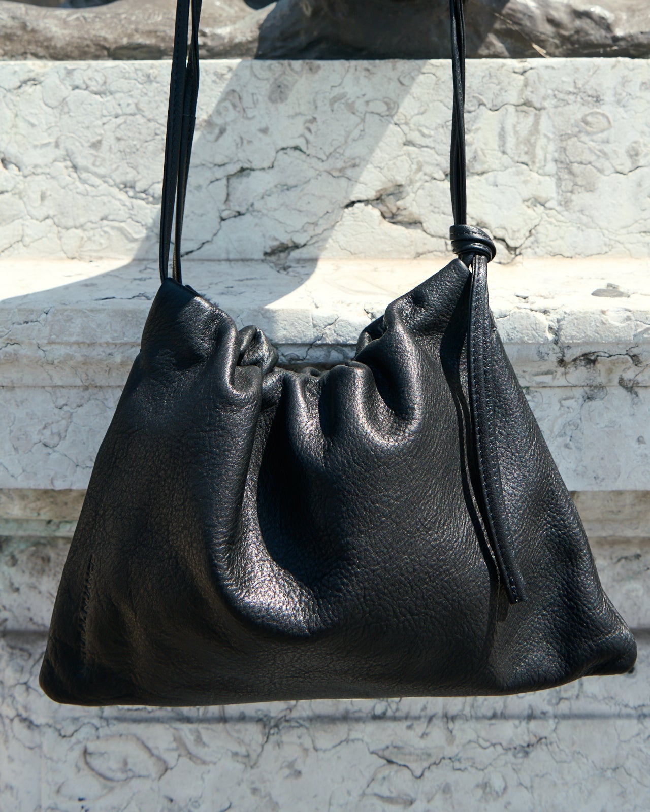 EVE Midi Black